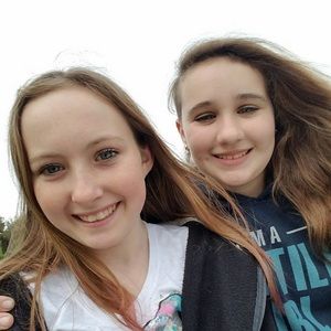 Meet your Posher, Julianna & trinity